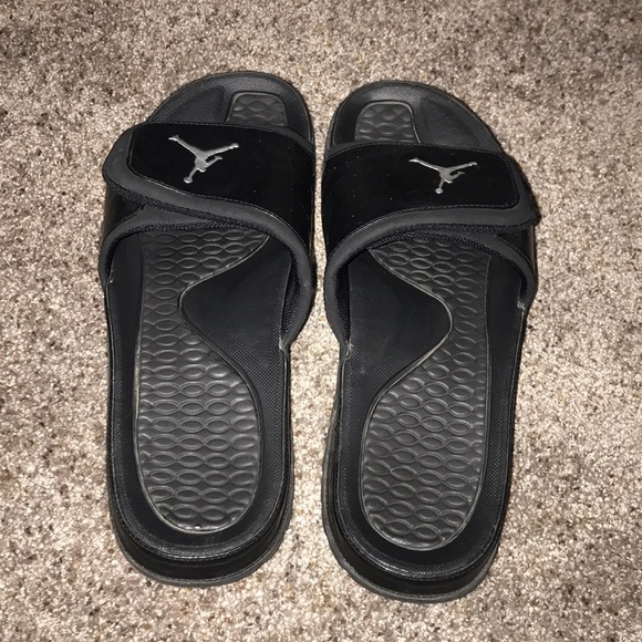 black jordan sandals mens